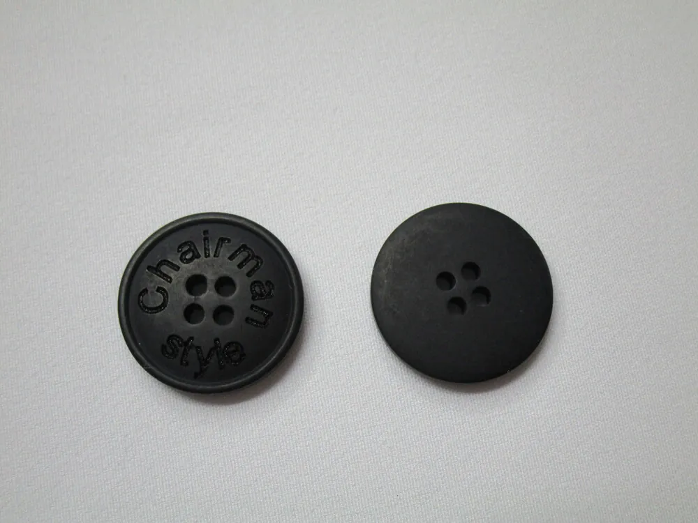 Gombík čierny "Chairman style" 