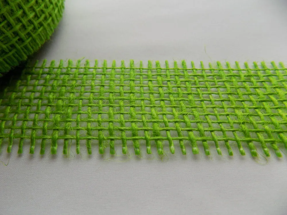 Stuha jutová "jasno zelená" - 4,5 cm 