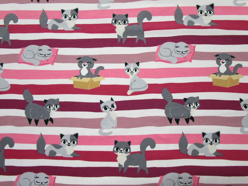 Úplet bielo-ružovo-baklažánový "mačičky"