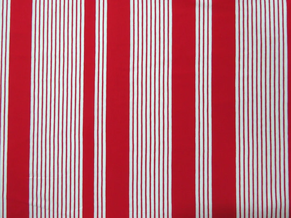 Úplet červený "biely pásik"