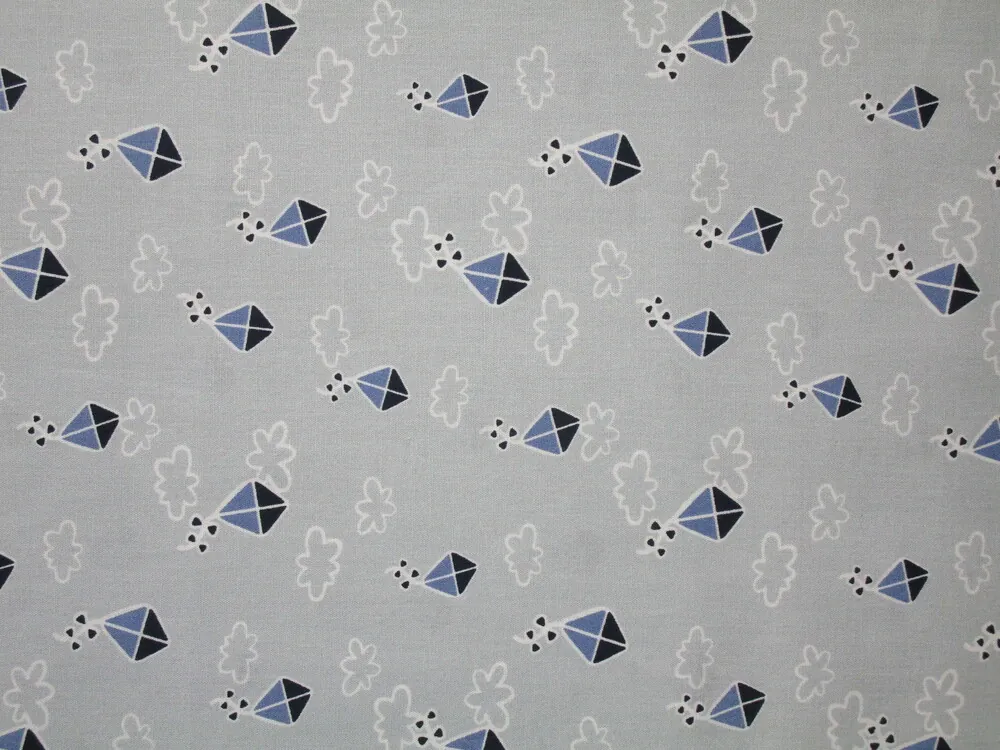 Bavlna sivá "šarkan, oblaky" 