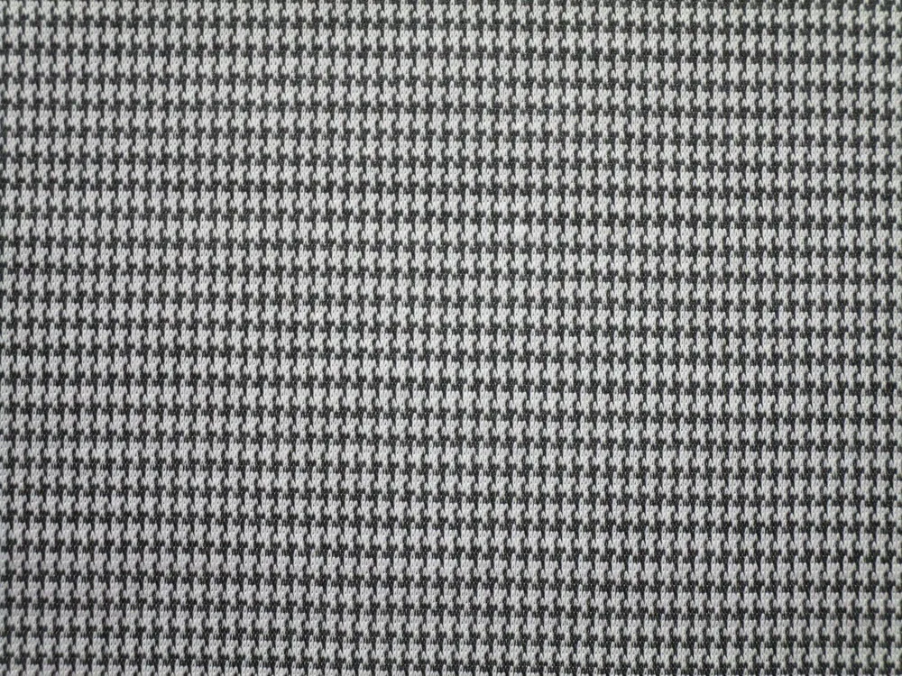 Úplet sivo-čierny "drobná kohútia stopa"