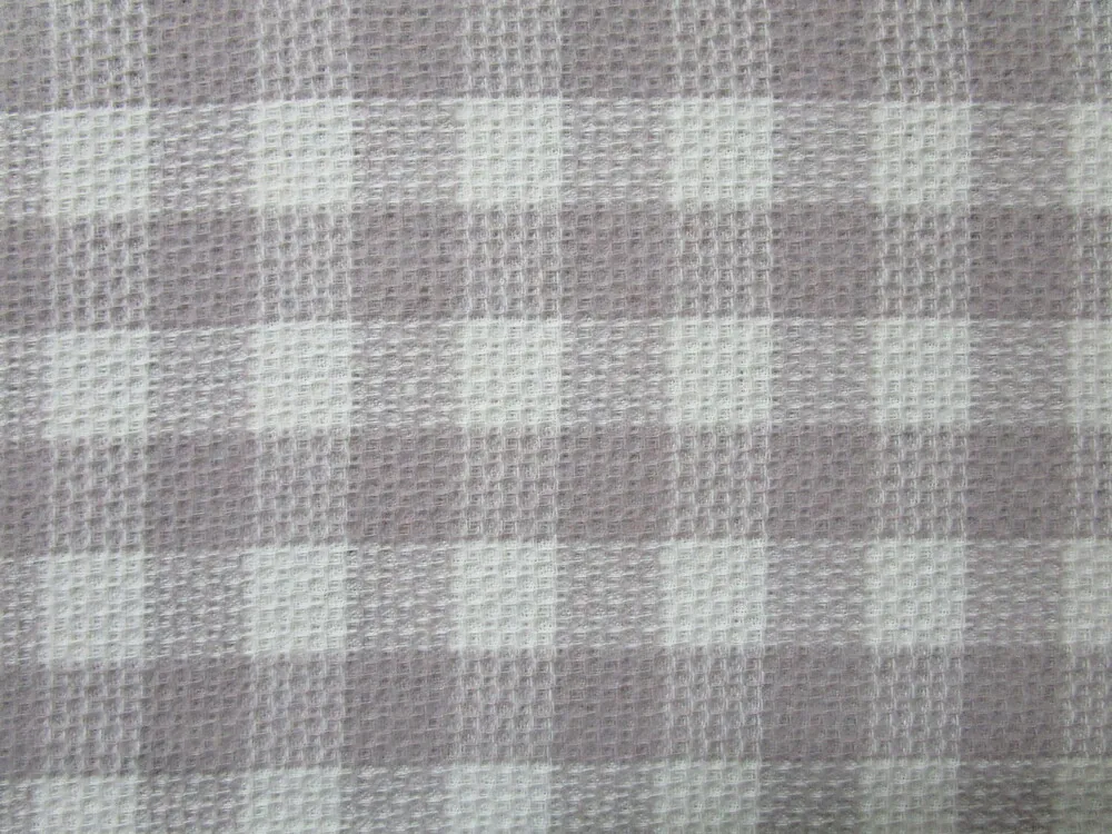 Kostýmovka "maslovo-béžové káro"