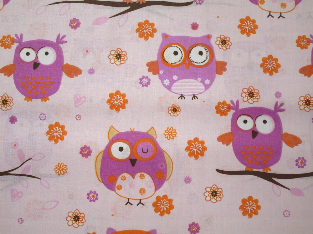 Bavlna svetloružová "pomarančovo-fialové sovičky"