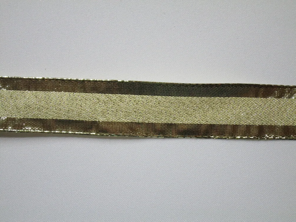 Stuha zlatá "stred pretkaný striebornou nitkou" - 25 mm