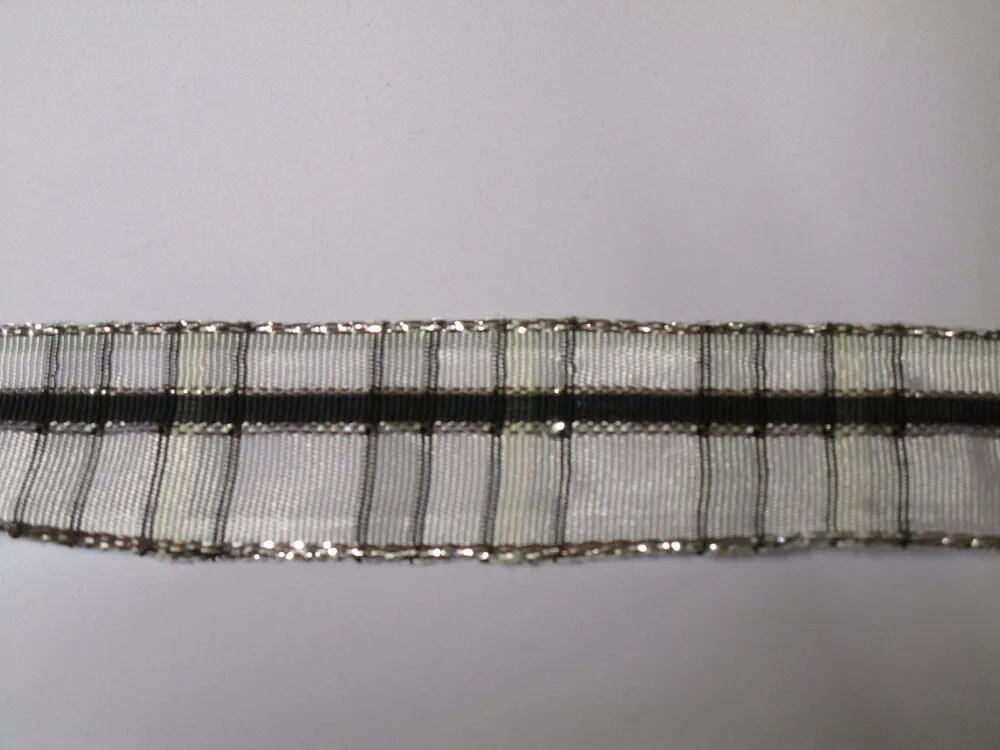 Stuha dekoračná biela "čierno-strieborné káro" - 25 mm