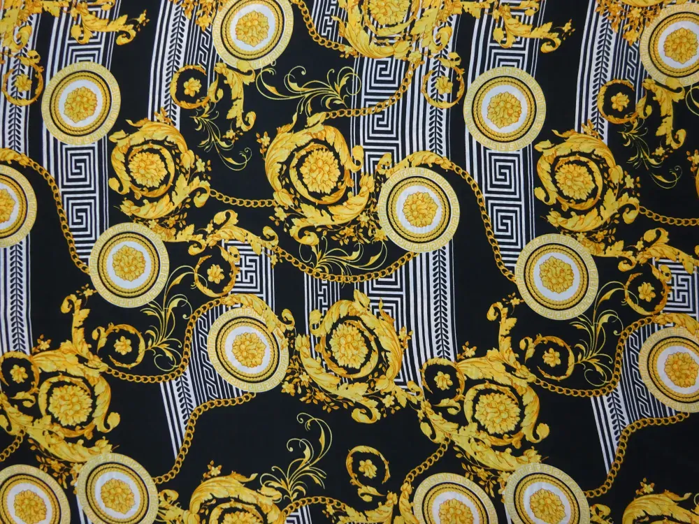 Hodváb Versace čierny "bielo-žltý vzor" 