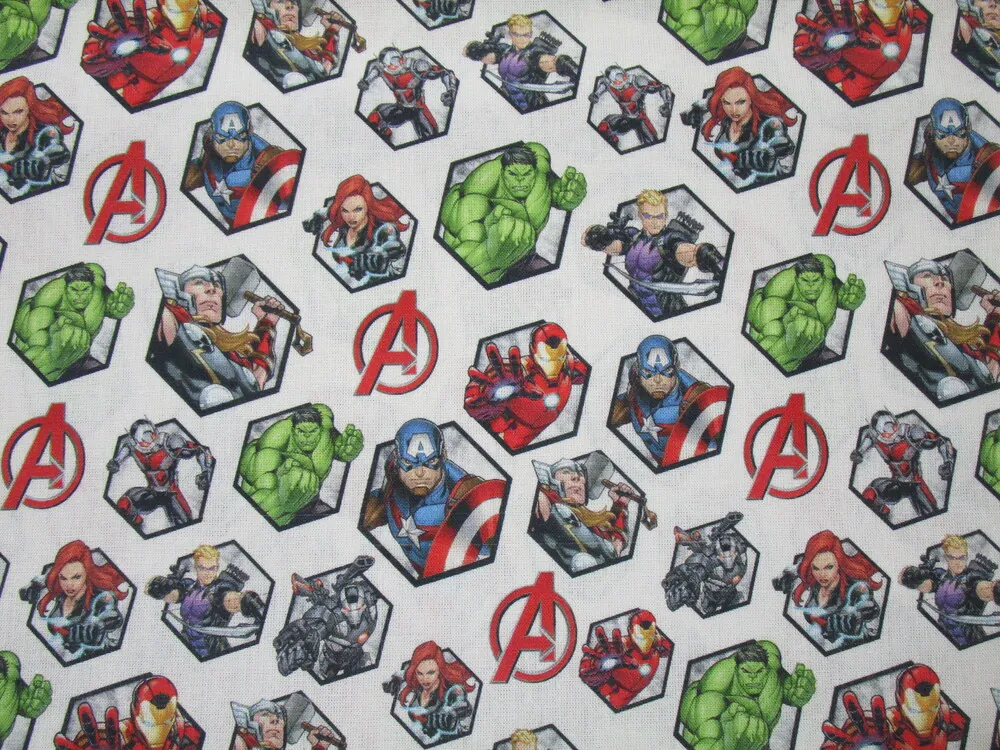 Bavlna biela "AVENGERS" - licencovaná 