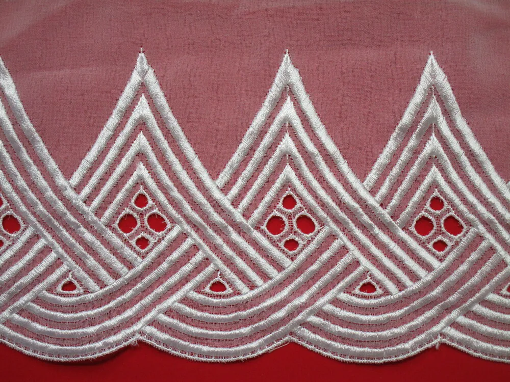 Borta biela na šifóne "špice"