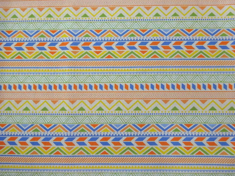 Poťahovka smotanová "geometrický motív" 