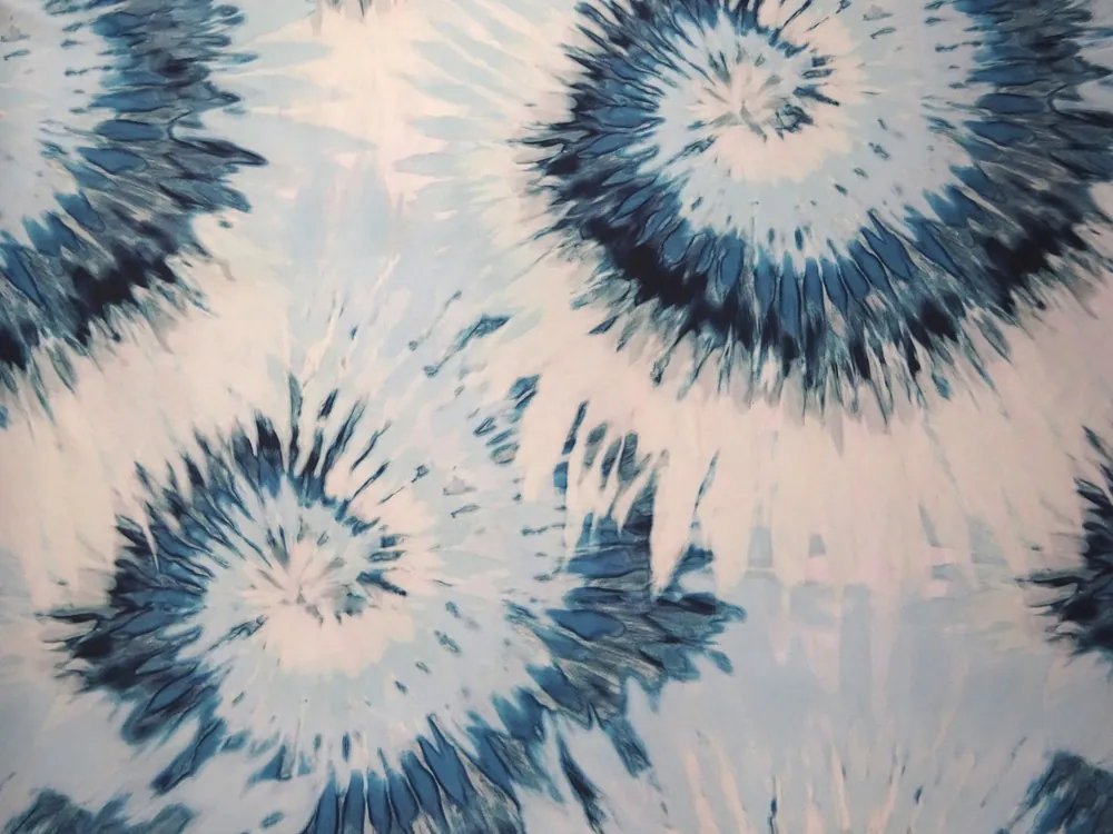 Hodváb modrý "spirale" 