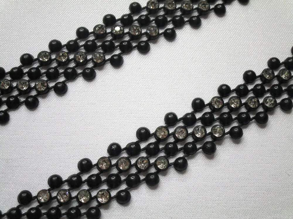 Borta čierna "zirkony"