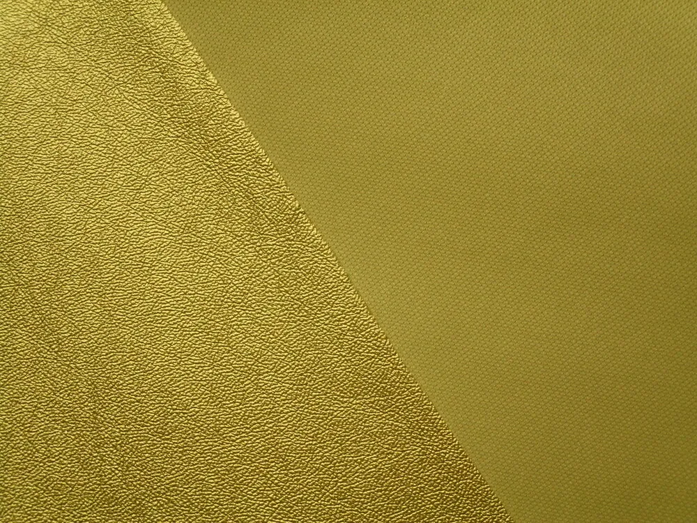 Koženka odevná "zlatá" 