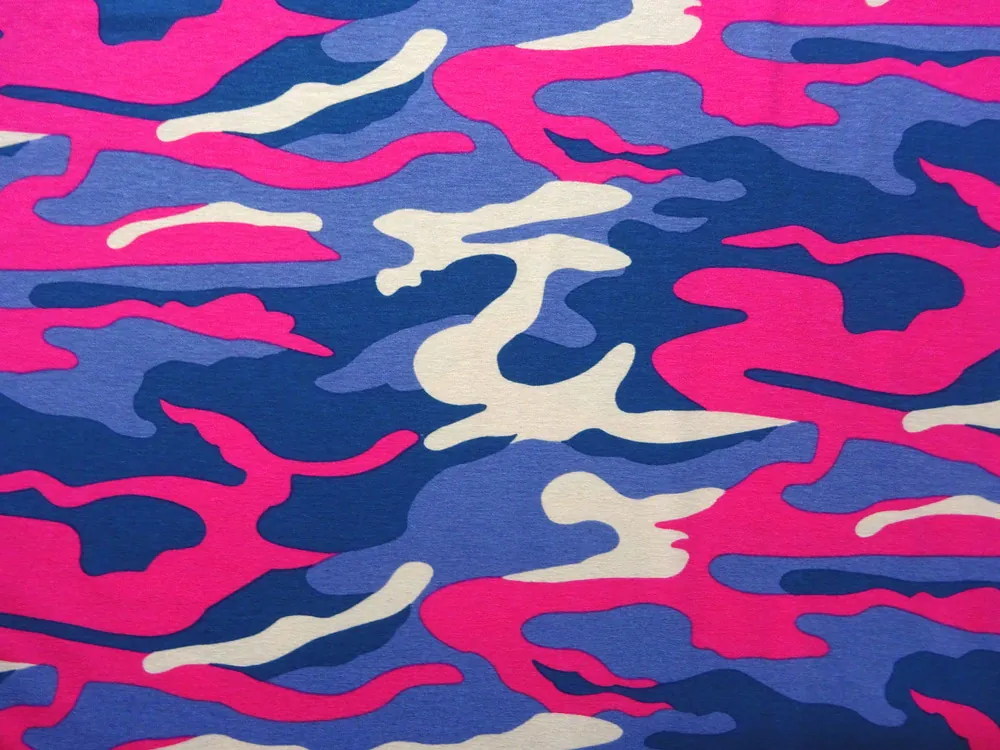 Úplet béžovo-ružovo-fialový "maskáč"