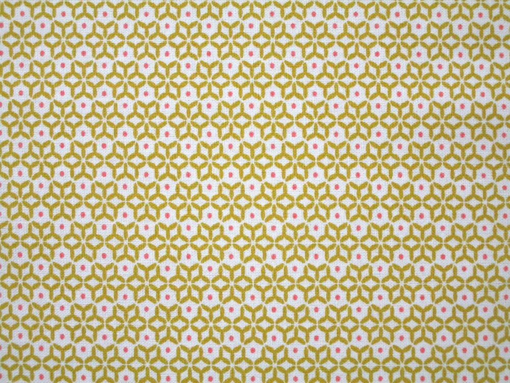 Bavlna biela "okrovo-zelený vzor" - certifikovaný