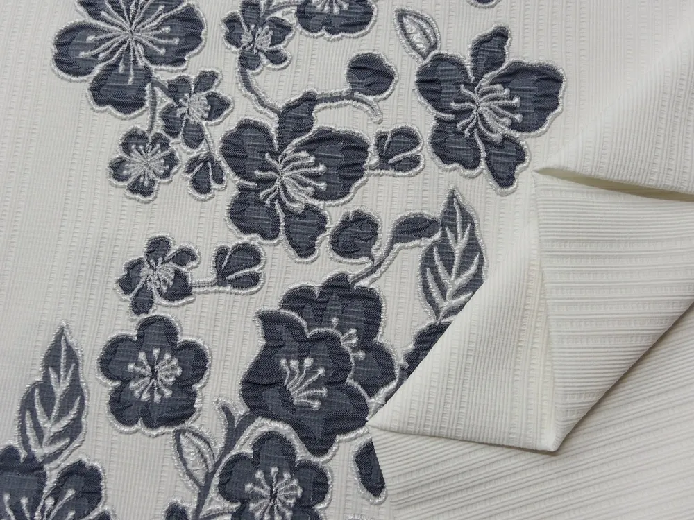 Žakard maslový "modré kvety" - raport 