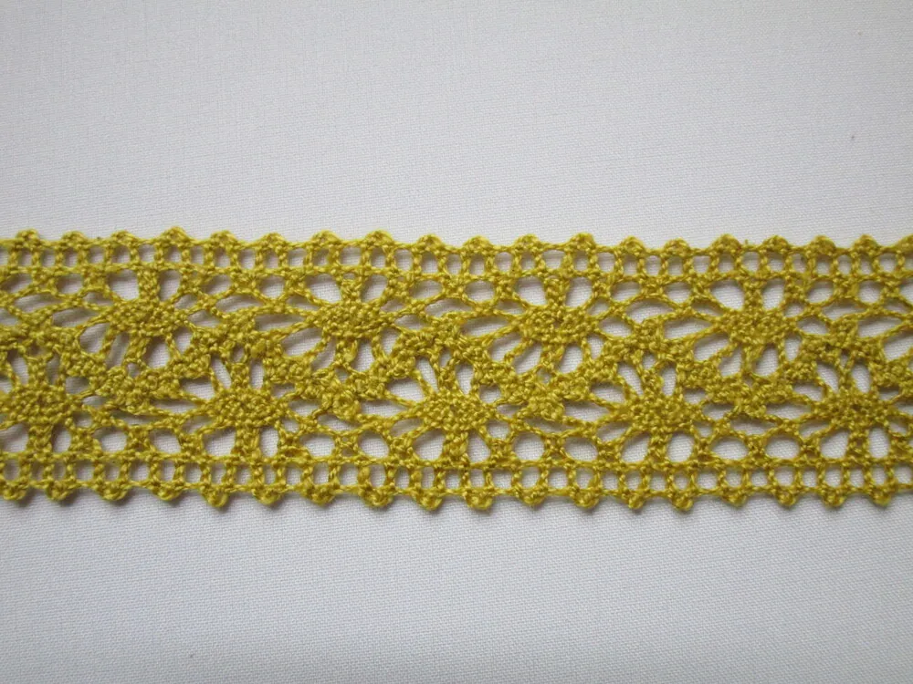 Čipka bavlnená horčicová "vzorovaná"