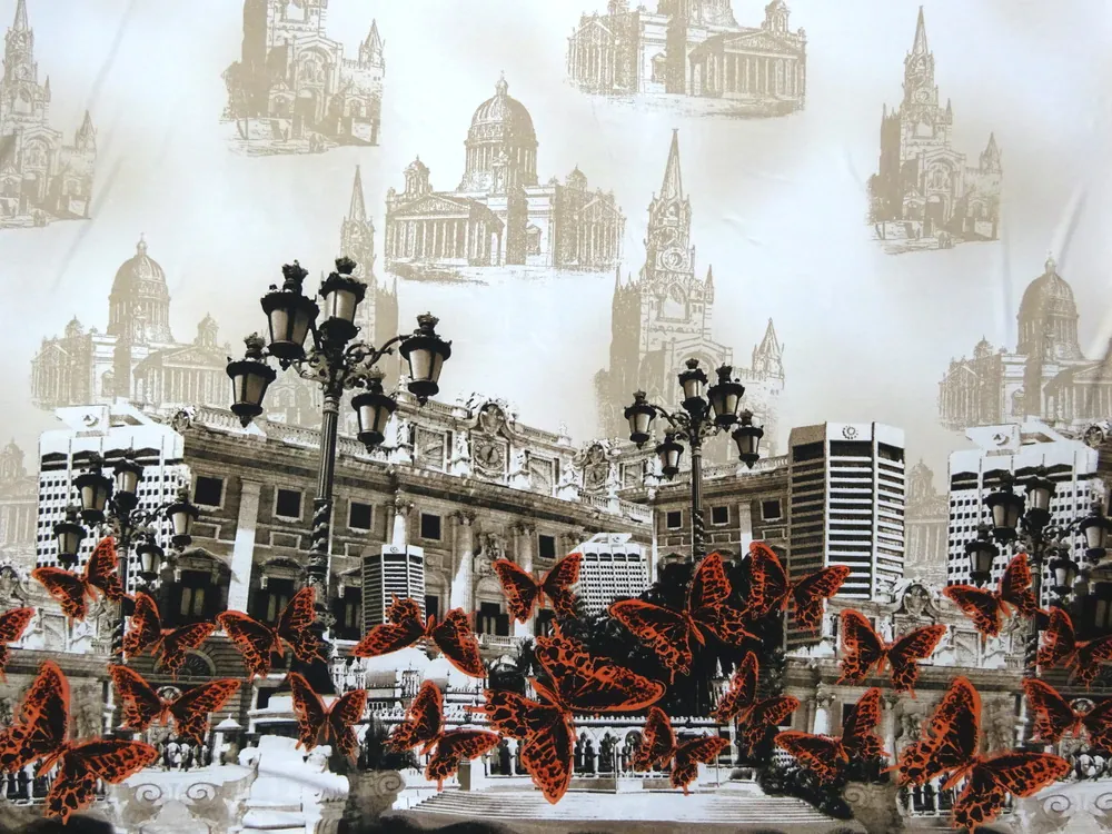 Úplet "mesto, motýle" - bordúra obojstranná