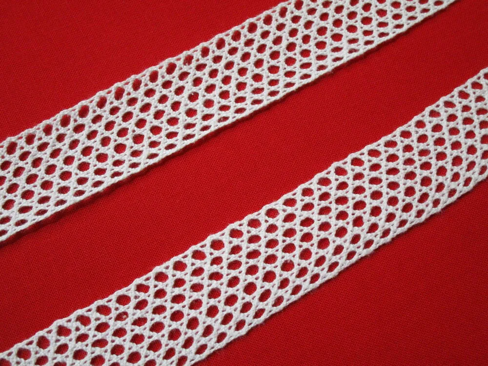 Borta bavlnená biela "sieťka" 