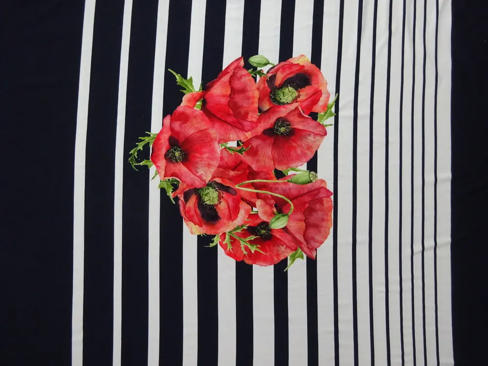 Úplet smotanovo-tmavomodrý "kvet" - raport