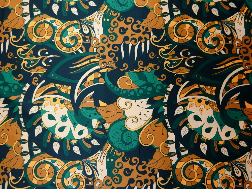 Satén béžovo-čierny "zeleno-horčicový vzor" - potlač na Slovensku