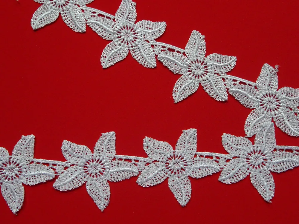 Čipka ozdobná "kvet" - 2. akosť 