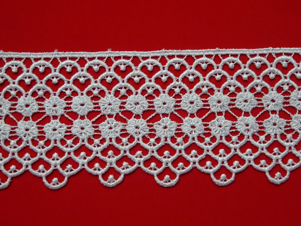 Borta biela "kvety, vlnovky" 