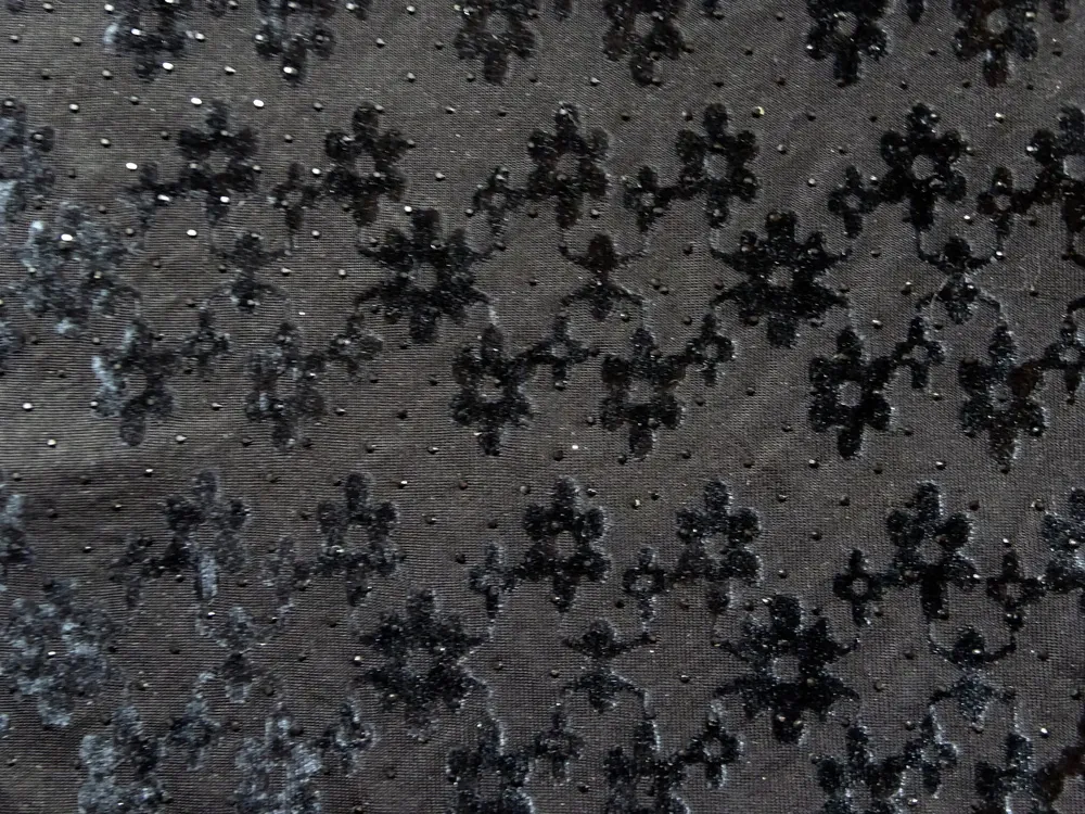 Úplet čierny "zamatový kvet, kamienky" - talianska kolekcia 