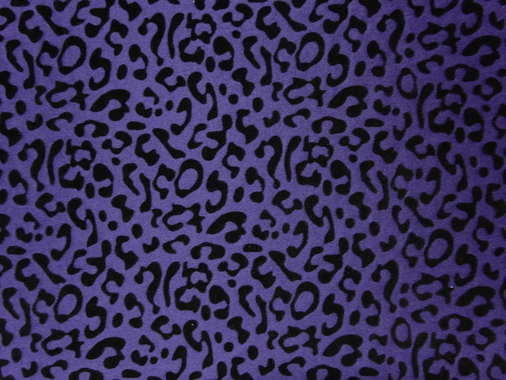 Úplet tmavomodrý "čierny zamatový vzor" 