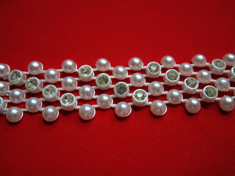 Borta smotanová "zirkony"