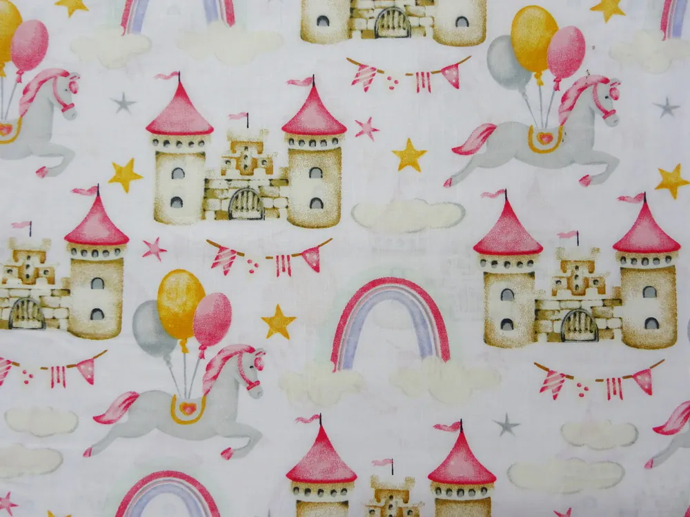 Bavlna biela "koník, zámok, oblaky" 