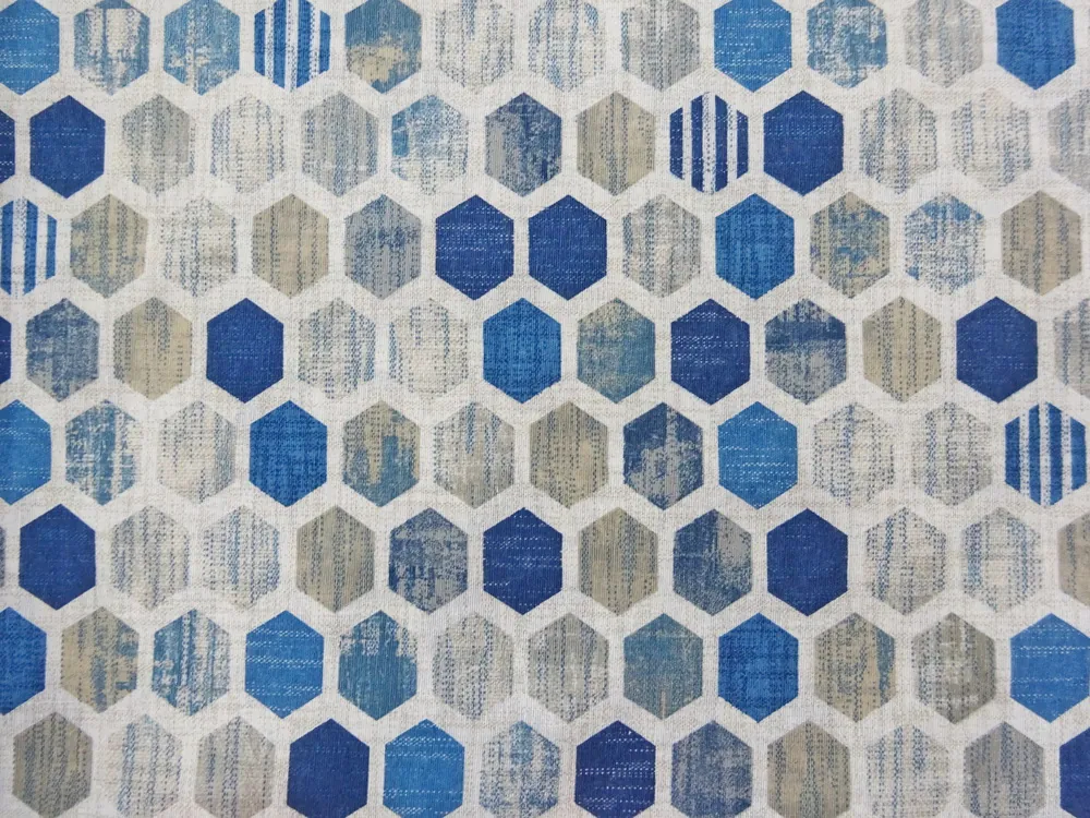 Poťahovka bielo-béžová "modrý geometrický motív"