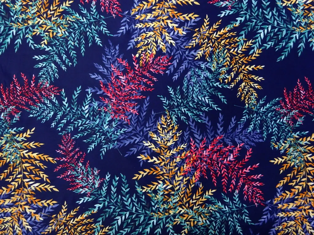 Šatovka Milano tmavomodrá "farebné listy" 