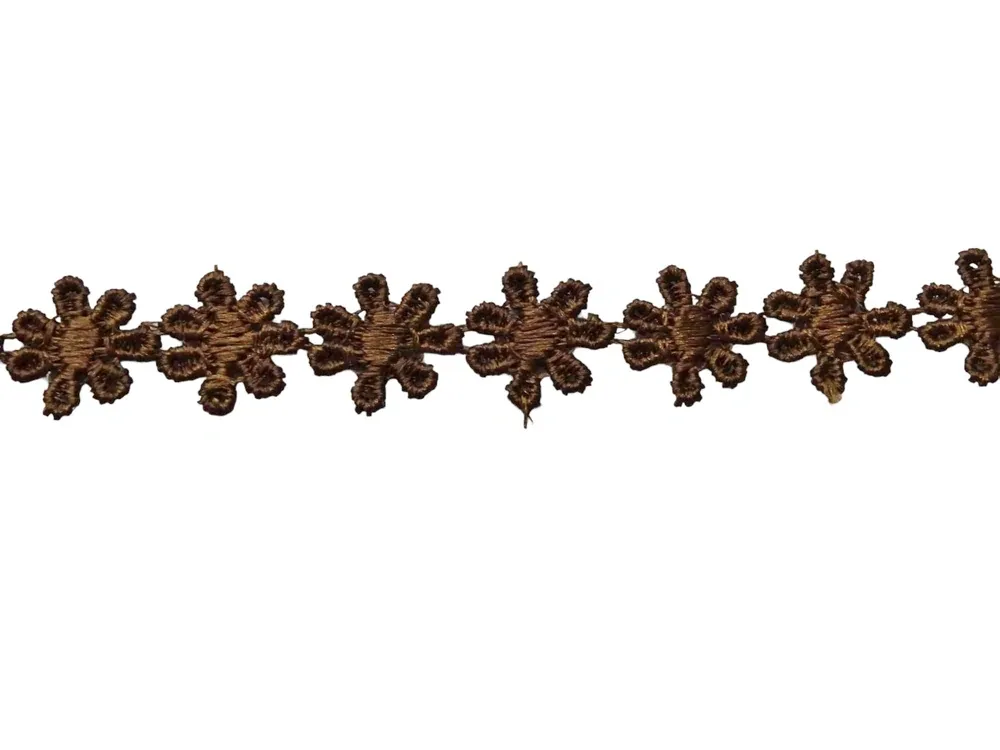 Borta hnedá "kvety" 