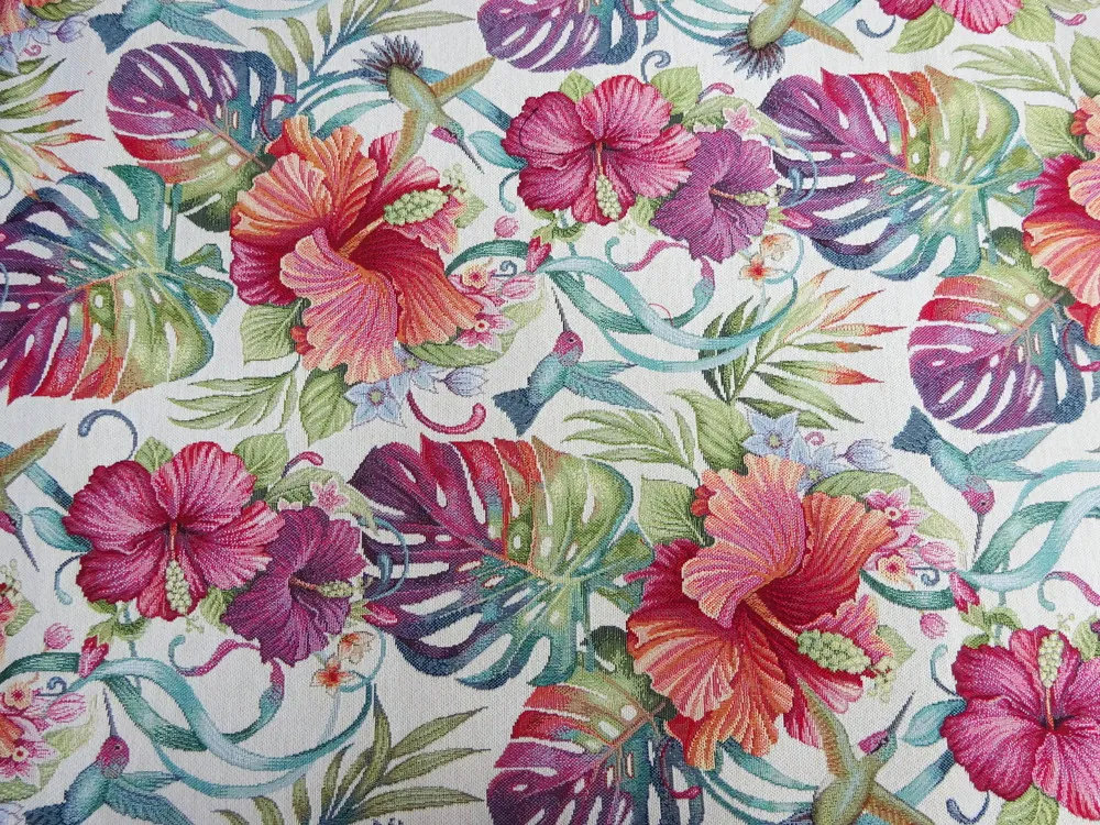 Gobelín prírodný "kvety, listy, vtáčik" 