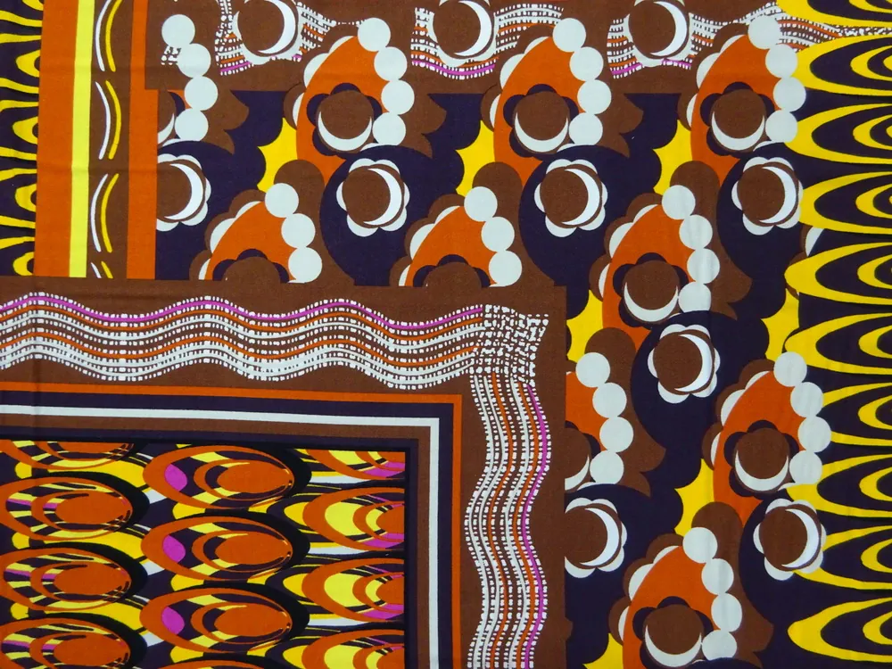 Úplet hnedý "kvety"