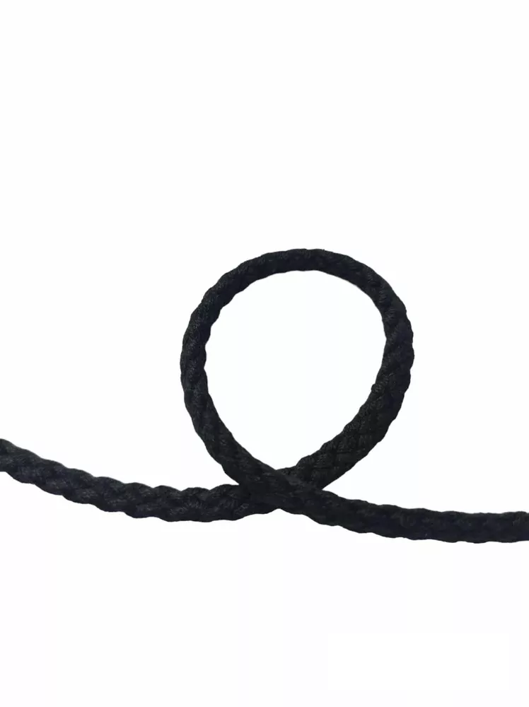 Šnúrka bavlnená točená "čierna" 