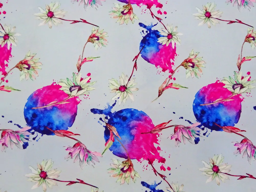 Šatovka sivo-modrá "kvety, rozmazaná guľa"