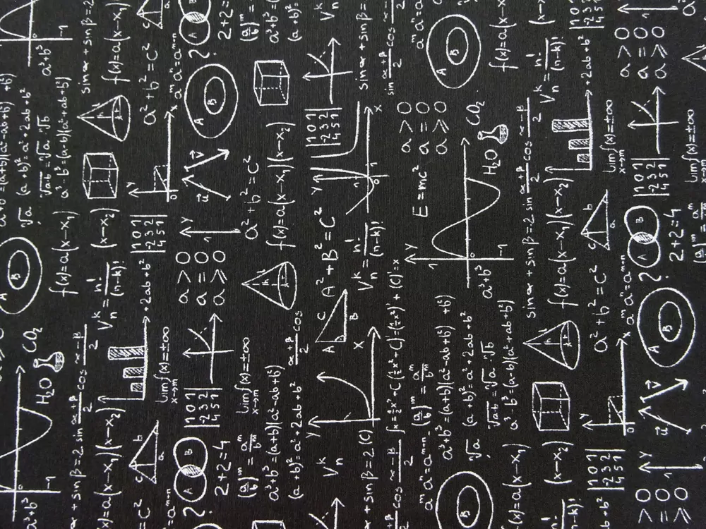 Poťahovka čierna "matematika" 