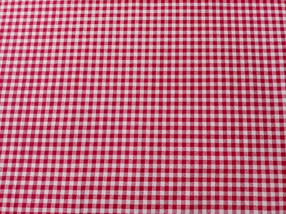 Poťahovka tenká "červeno-biele kocky" 