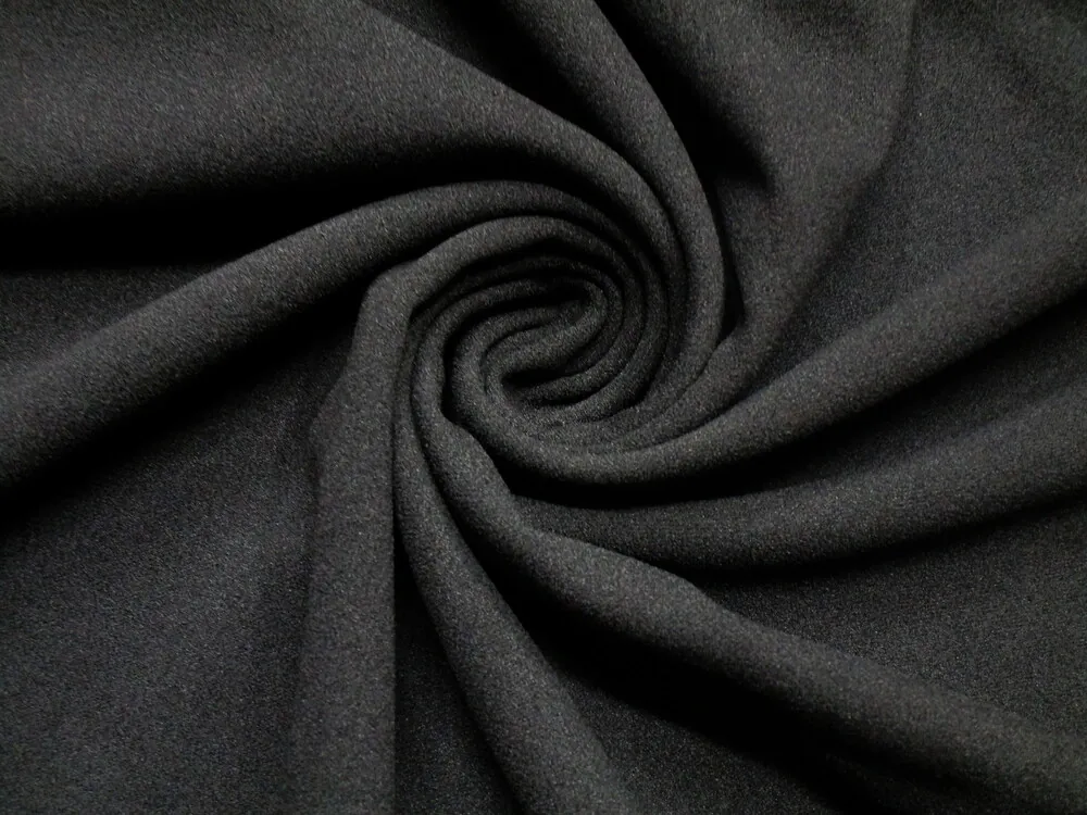 Úplet žoržetový "čierny"