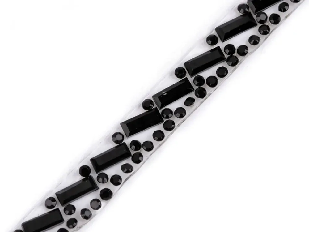 Lemovka nažehlovacia "čierne kamienky" - 8 mm