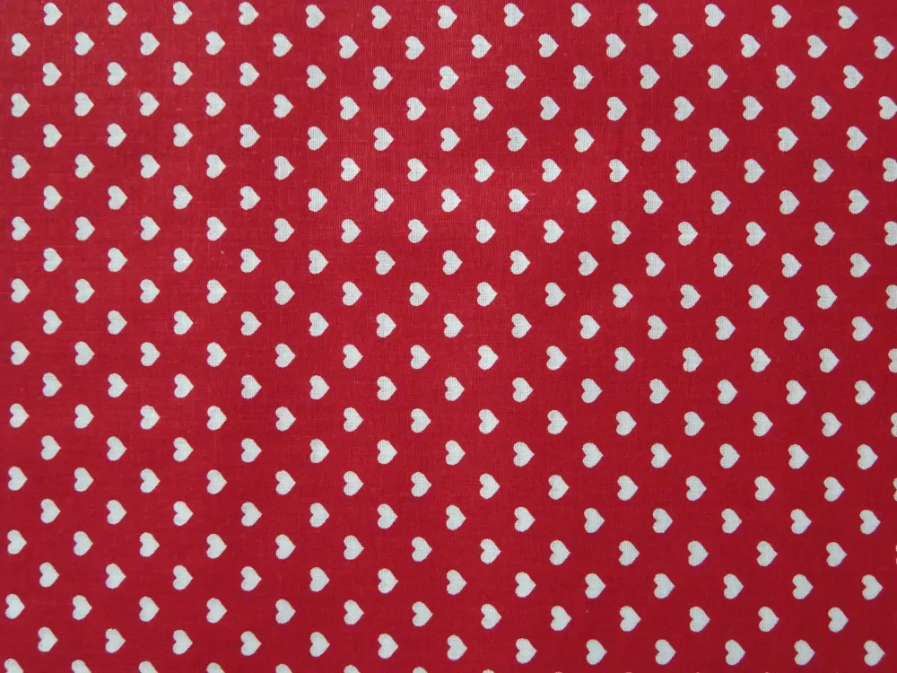Bavlna tmavočervená "biele srdiečko" 