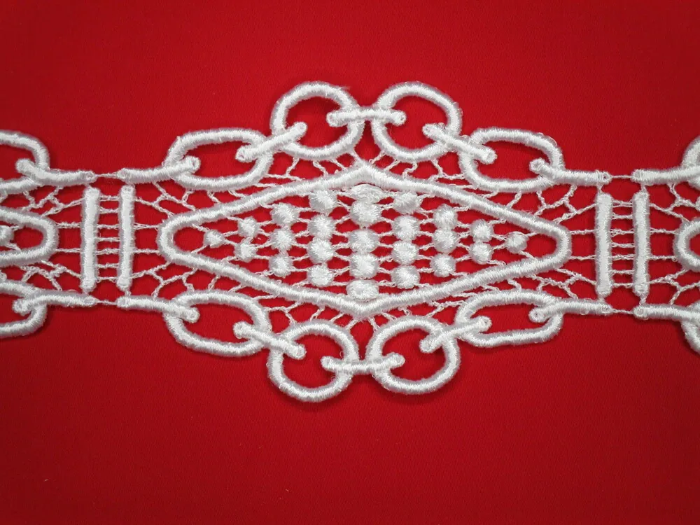 Borta biela "ornament"