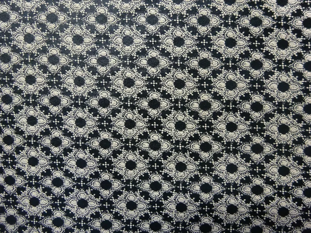 Žakard čierny "béžový kvet" 