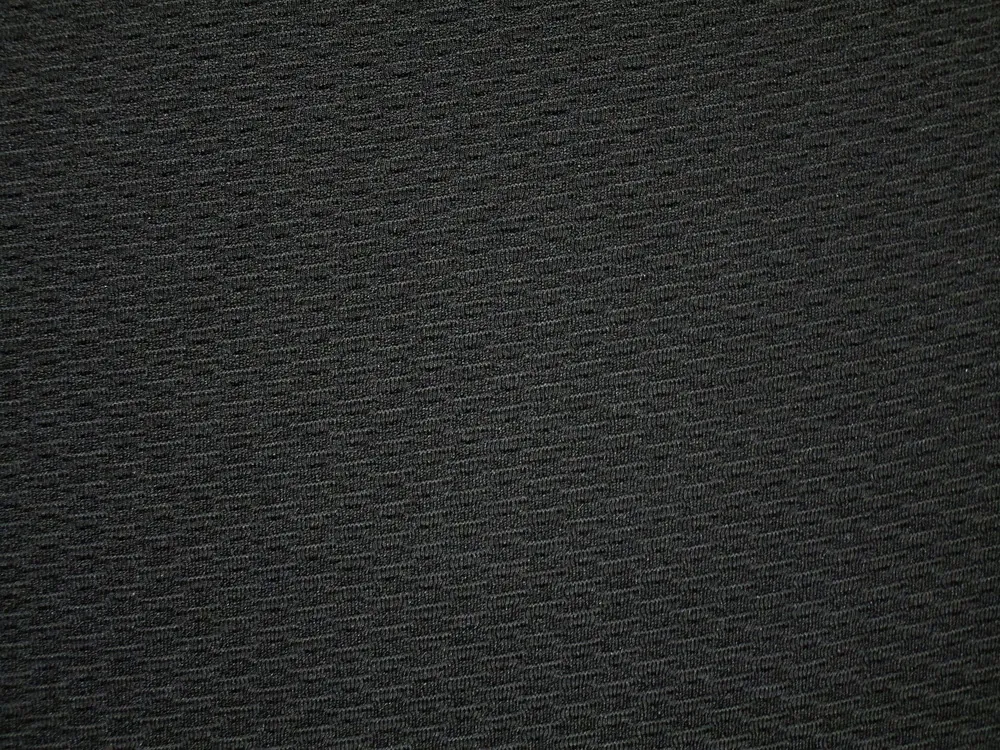 Úplet čierny "jemne plastické obdĺžniky"