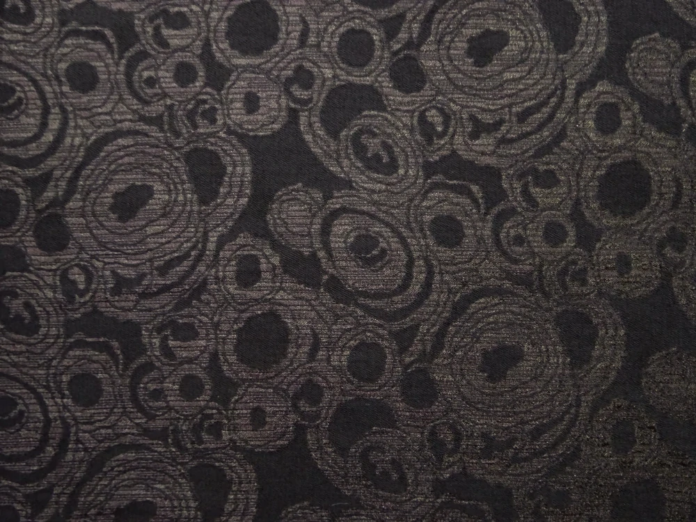 Žakard Valentino čierny "burgunda" 