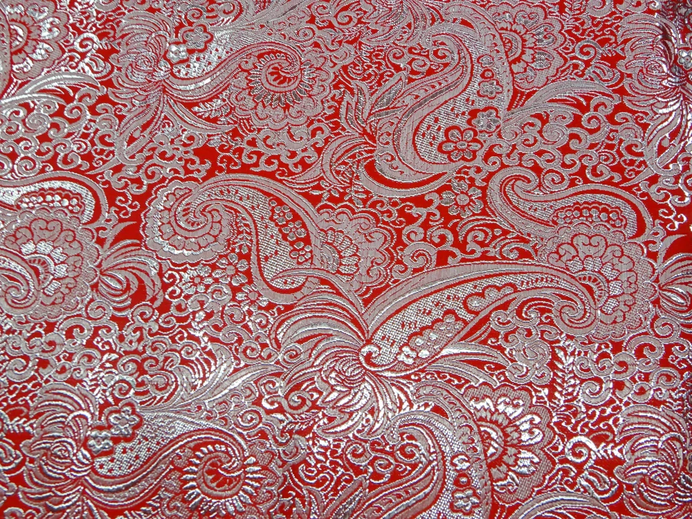 Brokát červený "strieborný vzor" - Taliansko 