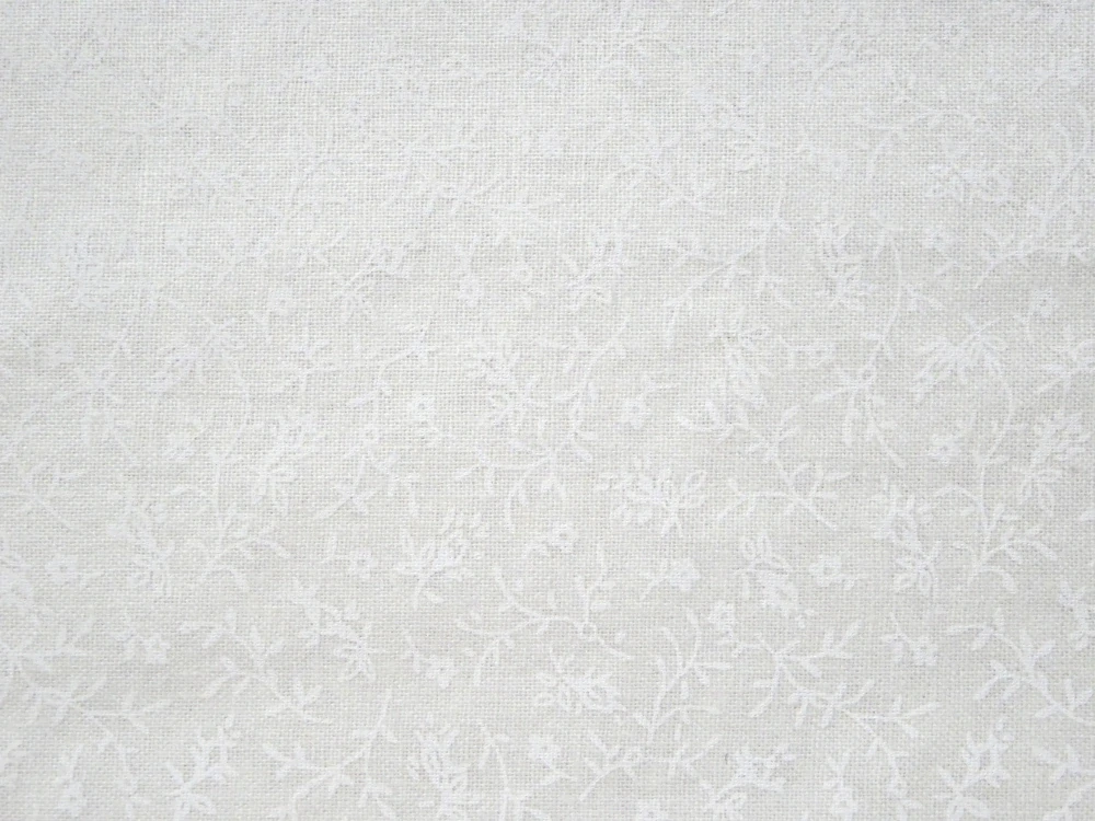 Bavlna ivory "biele kvety" 