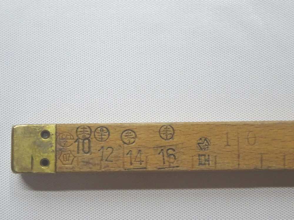 Podšívka Tivoli biela "geometrický vzor" - talianska kolekcia 